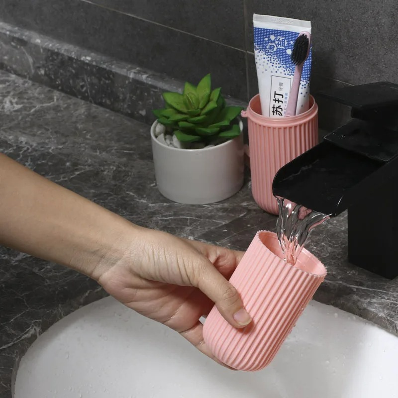 Portable Toothbrush Toothpaste – Phone Cases The Dairy Bewertung und Preis