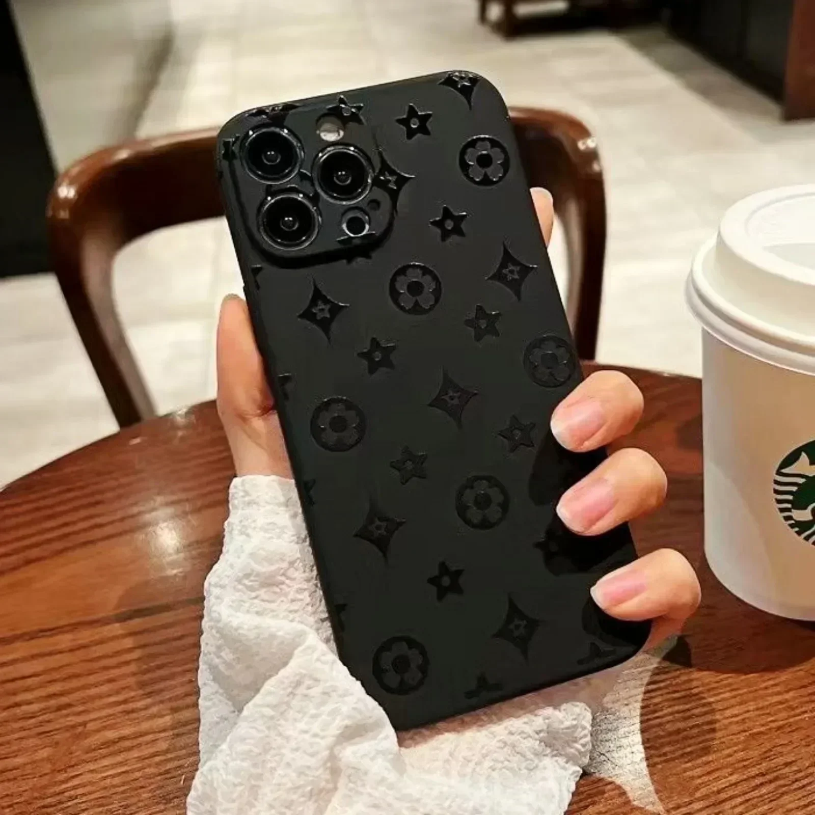 Soft Silicone Case For iPhone  – Phone Cases Dior Bewertung und Preis